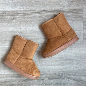 Kidgets tan boots